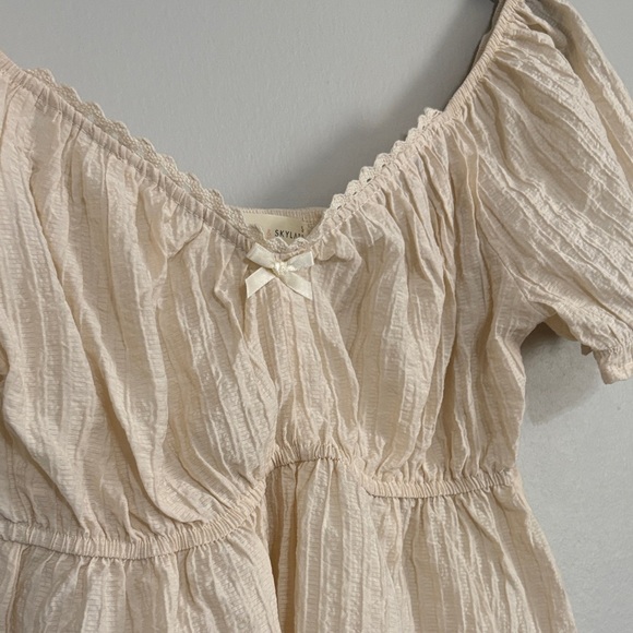 Frankee & Skylarr Cream Off-Shoulder Blouse - Picture 3 of 8